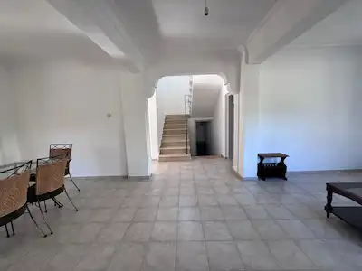 GİRNE ESENTEPE MERKEZ’DE EŞYALI 3+1 MÜSTAKİL VİLLA | 215 M² BRÜT | TAPULU