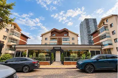 REMAX BEYAZ BURSA BALAT AHMET YESEVİ MAHALLESİ’NDE TEK KATLI, 120 M² BRÜT DÜKKAN
