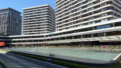 REMAX BEYAZ DOWNTOWN KIRALIK MEDIKAL OFIS 1+1 70 M2 