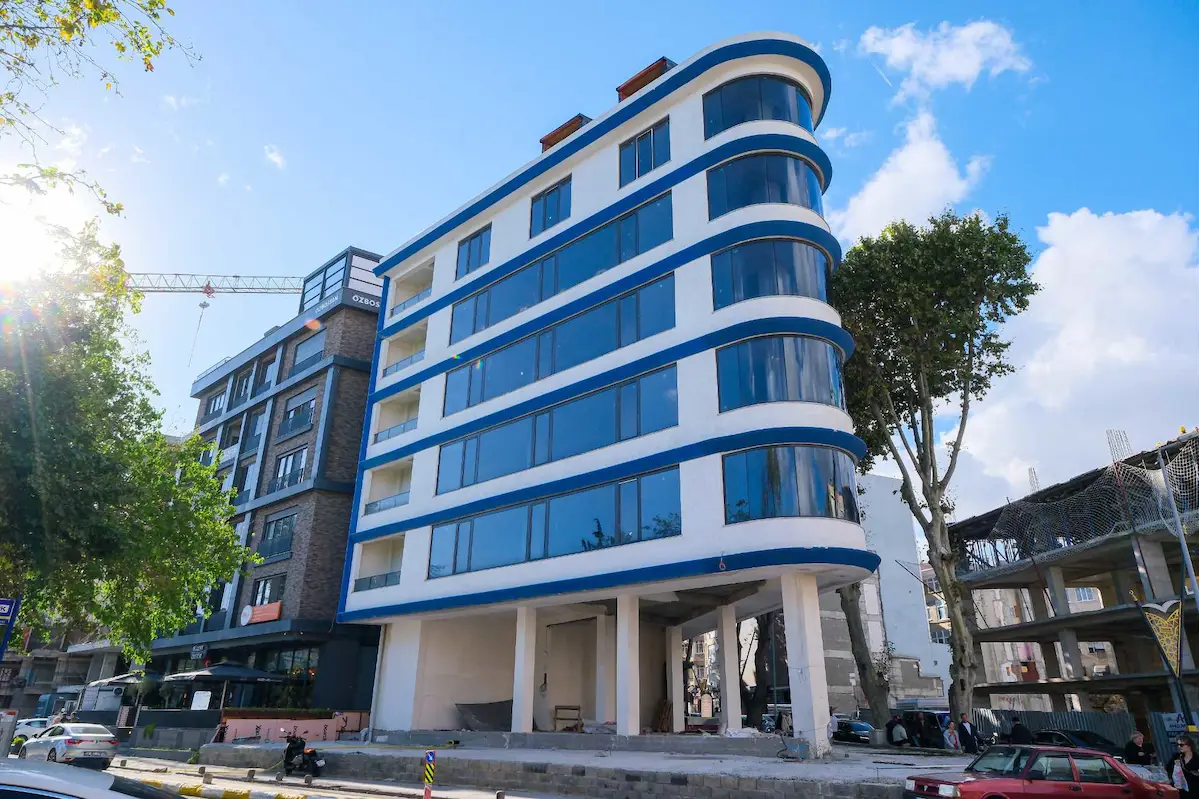 RE/MAX BOĞAZİÇİ'NDEN PENDİK BURNU'NUN EN DEĞERLİ KÖŞESİNDE KİRALIK SIFIR KÖŞE DÜKKAN