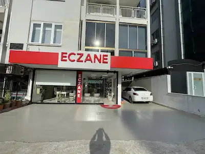 ANTALYA MURATPAŞA İLÇESİNDE RUHSATSIZ DEVİR ECZANE