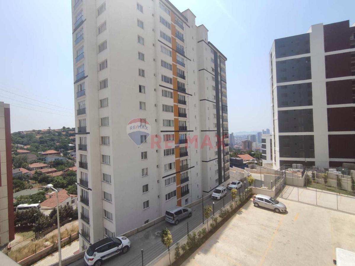 HÜRRİYET MAHALLESİ MANZARA KARTAL SATILIK 3+1 BOŞ DAİRE