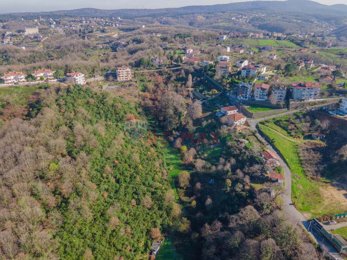 BEYKOZ ÇENGELDERE MAHALLESI 2606 M² İMARLI MÜSTAKIL PARSEL ARSA
