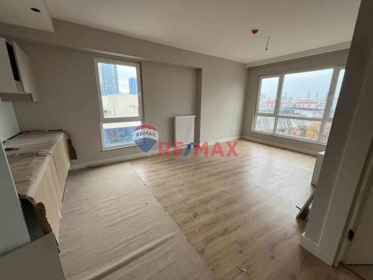 MALTEPE DELUXIA PARK RESIDENCE KİRALIK 1+1 SIFIR OFİS