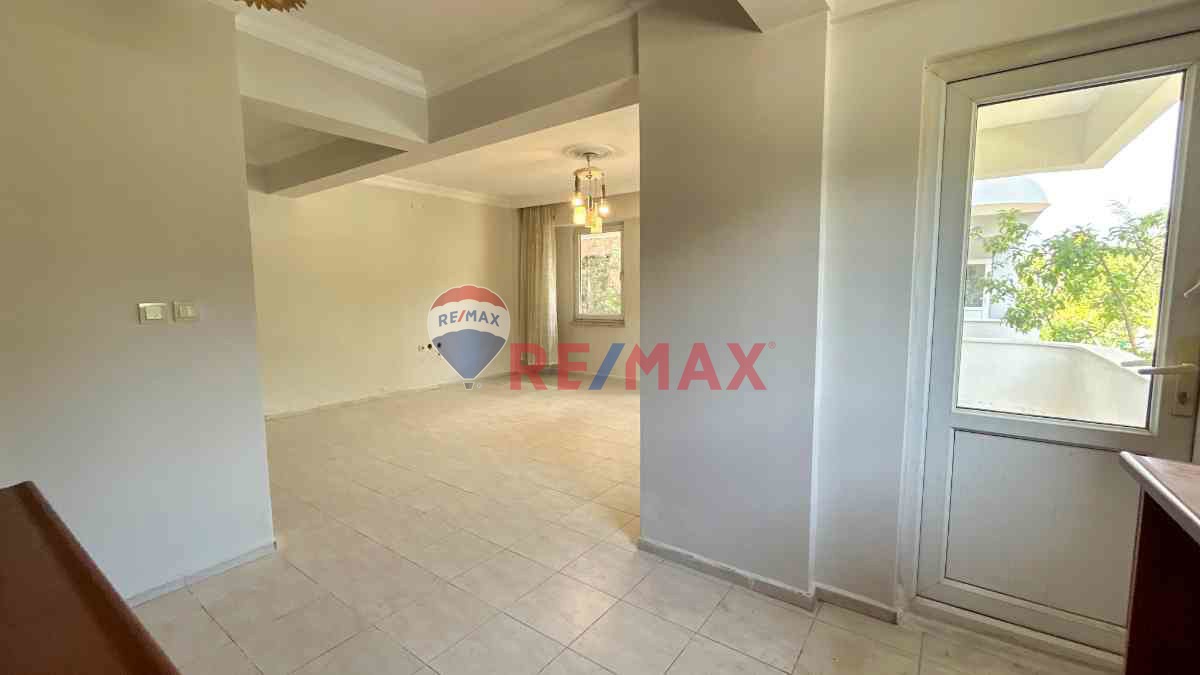 AKÇAY CEMİL TEMEL’DE SATILIK 3+1 TRİPLEKS VİLLA