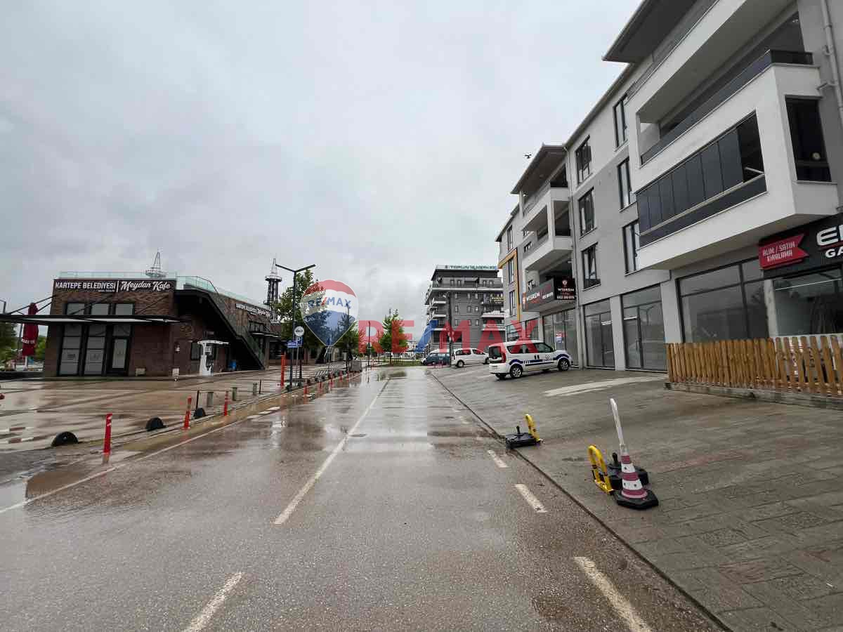 FSM DE KENT MEYDANINDA 2+1 GENİŞ