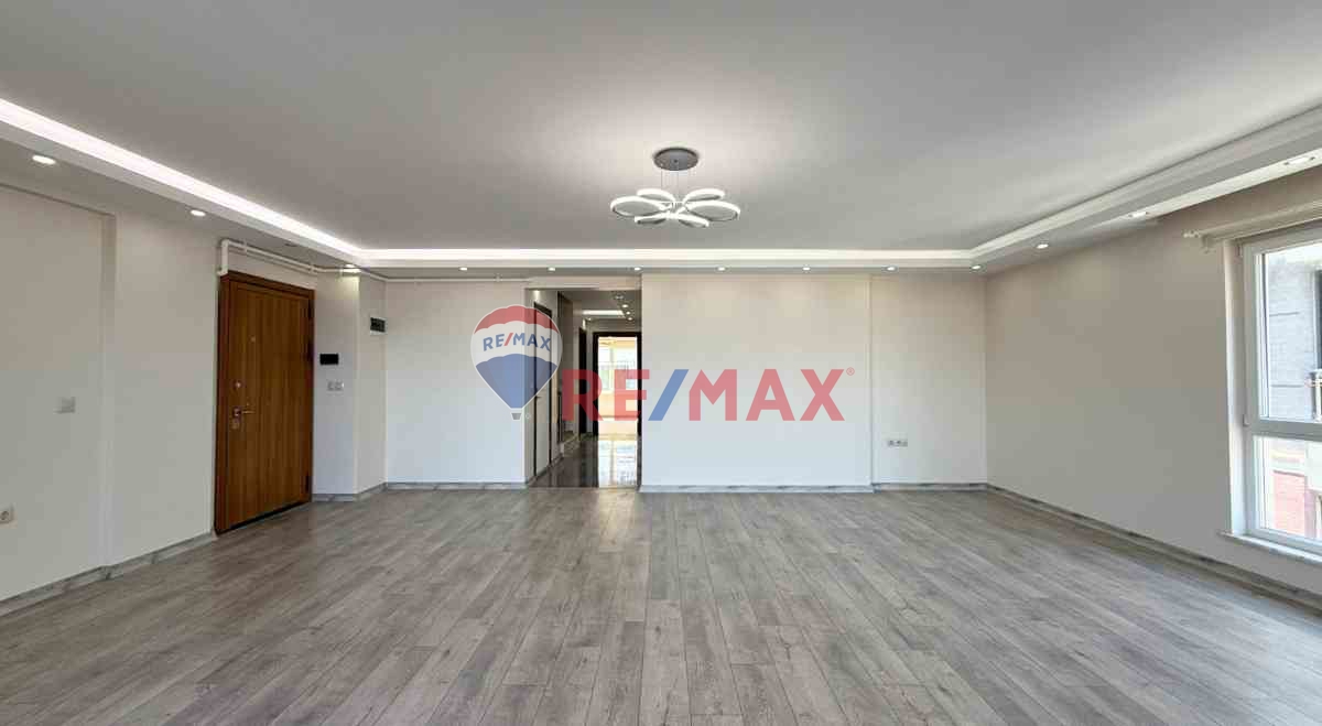 HALİTPAŞA MAH. PANORAMİK DENİZ MANZARALI 4+1 230 M2 DUBLEKS DAİRE