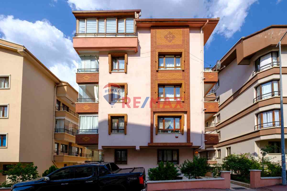 KIRKKONAKLAR’DA YAPILI, TERASLI SATILIK DUBLEKS DAİRE