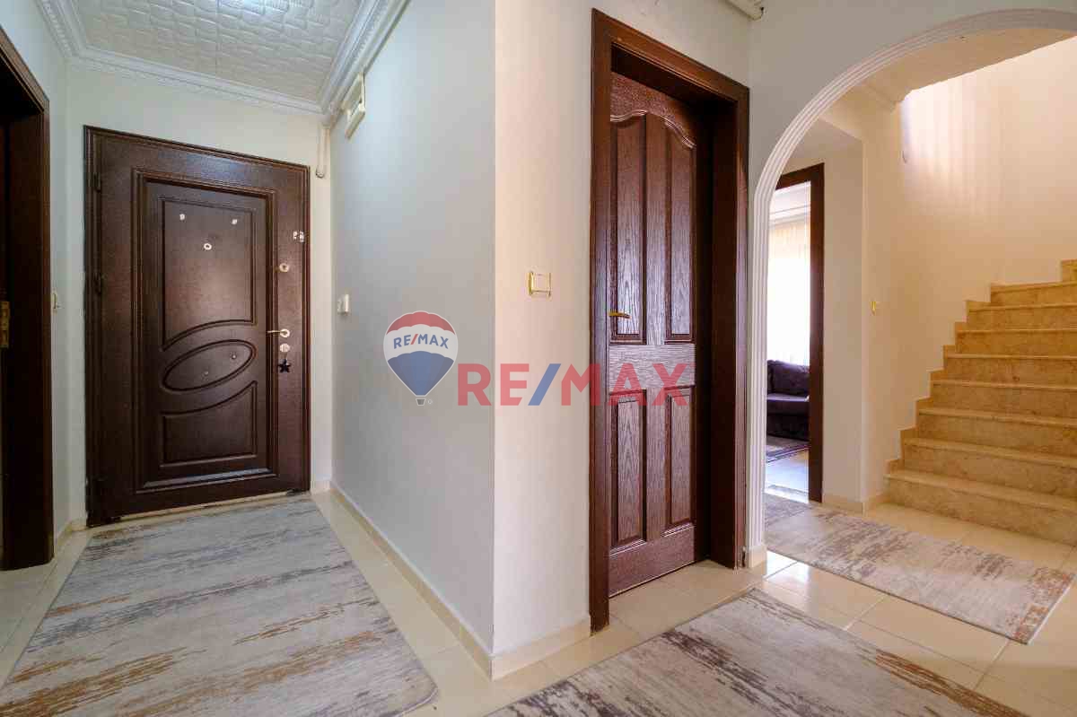 KIRKKONAKLAR’DA YAPILI, TERASLI SATILIK DUBLEKS DAİRE