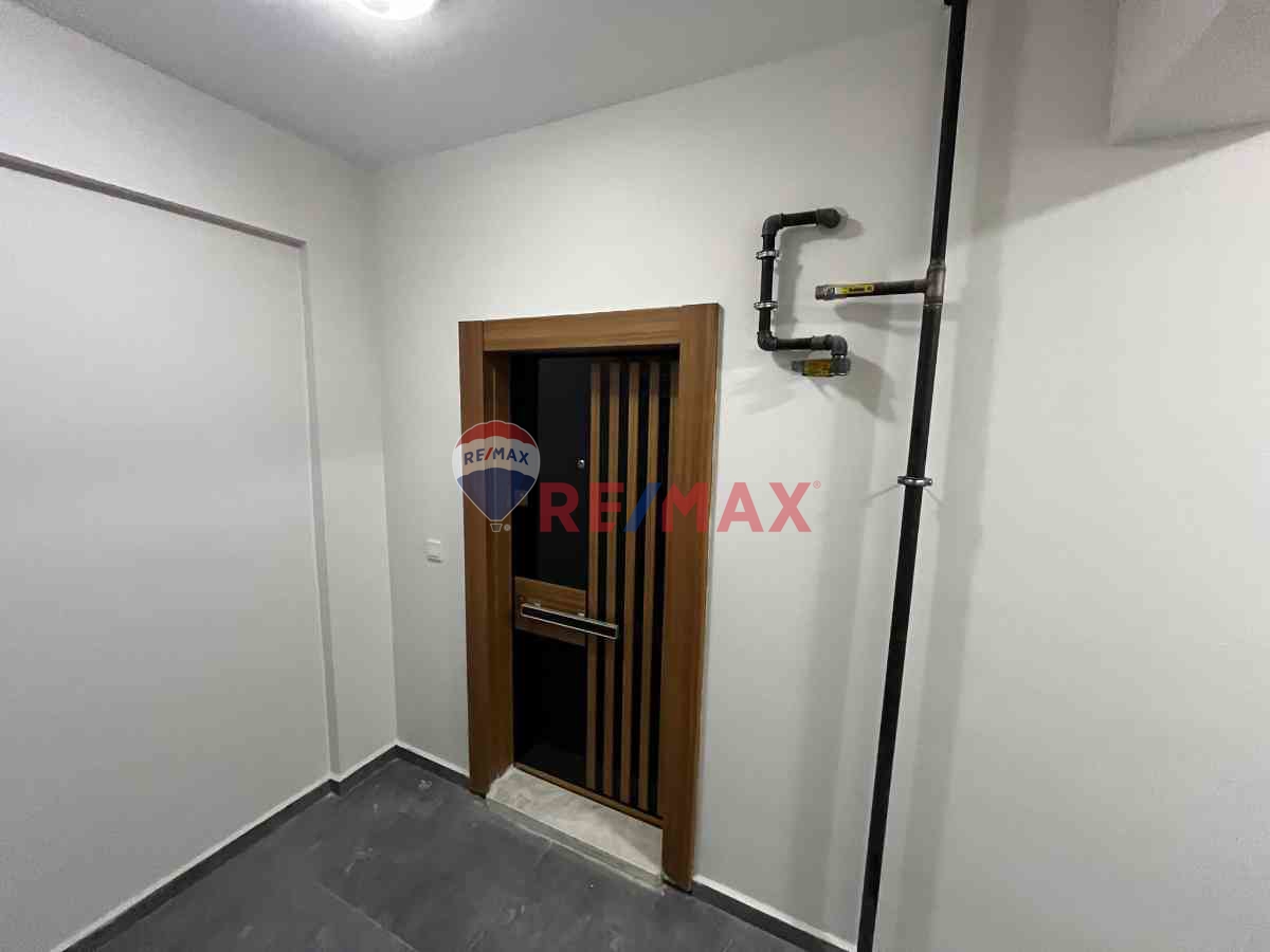 DEMOKRASİ ÜNİ.NE YÜRÜME MESAFESİ SATILIK 2+1 DAİRE