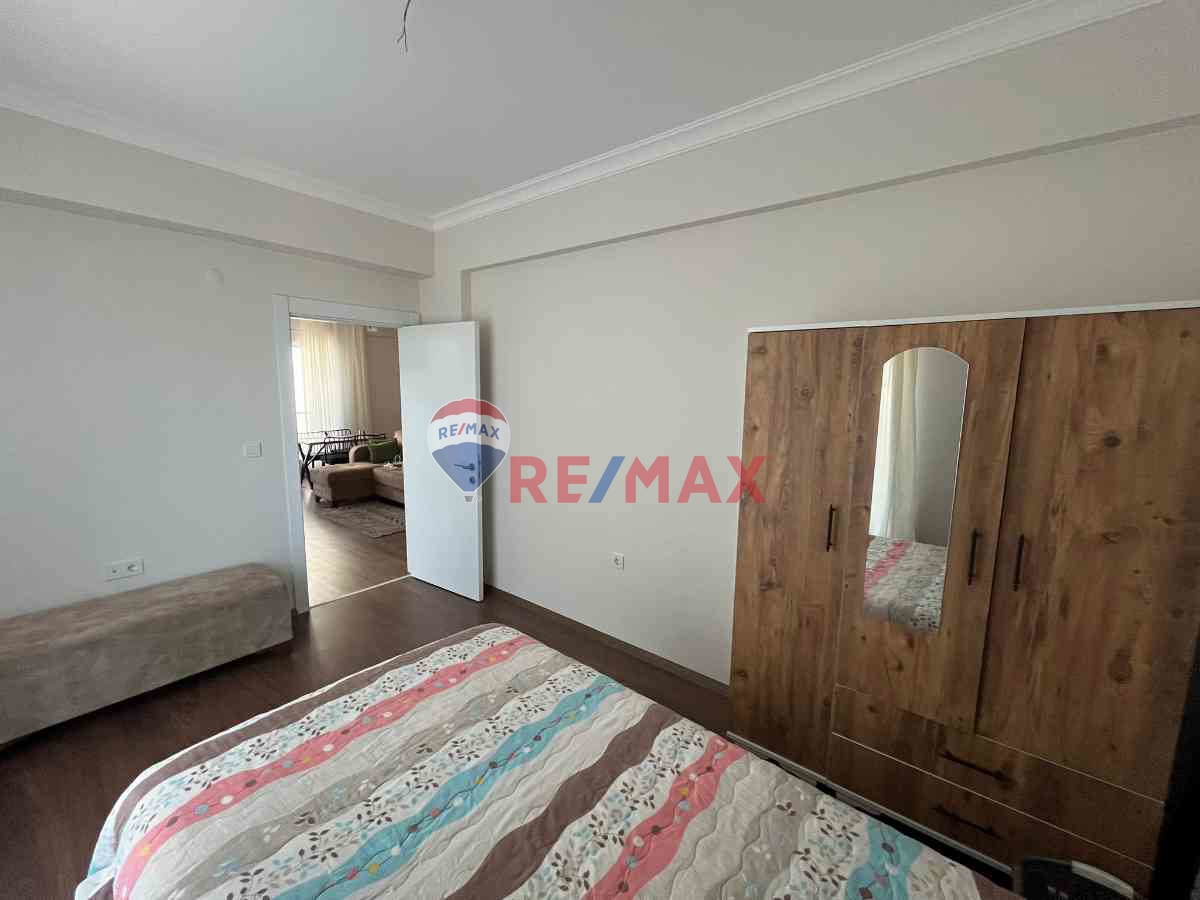 DEMOKRASİ ÜNİ.NE YÜRÜME MESAFESİ SATILIK 2+1 DAİRE