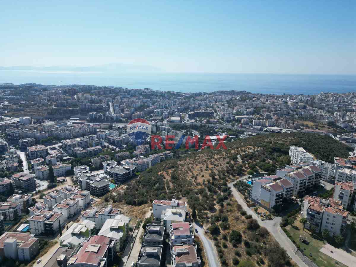 İKİÇEŞMELİK'TE HİÇ OTURULMAMIŞ, FUL TADİLATLI 5+1 ŞAHANE MANZARALI SATILIK ÇATI DUBLEKS DAİRE