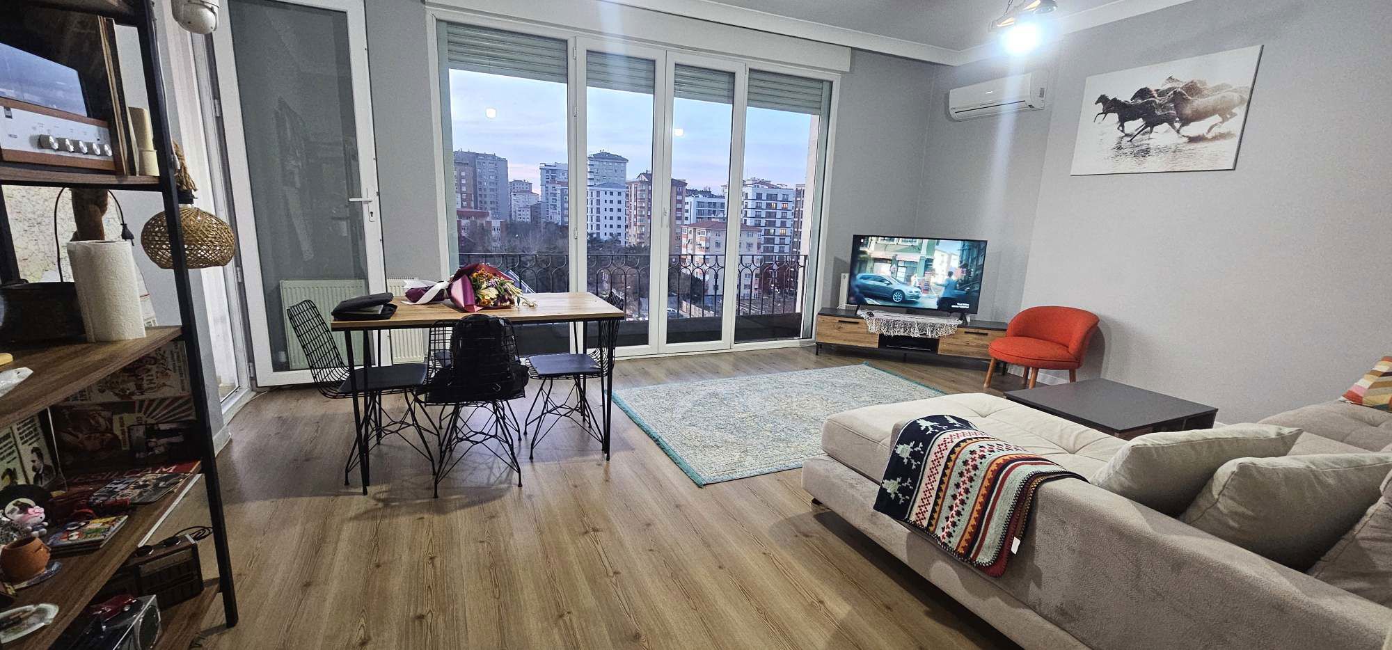 ERENKÖY KIZ LISE YANI BALKONLU ÖNÜ AÇIK KİRACISI ÇIKACAK 80 NET