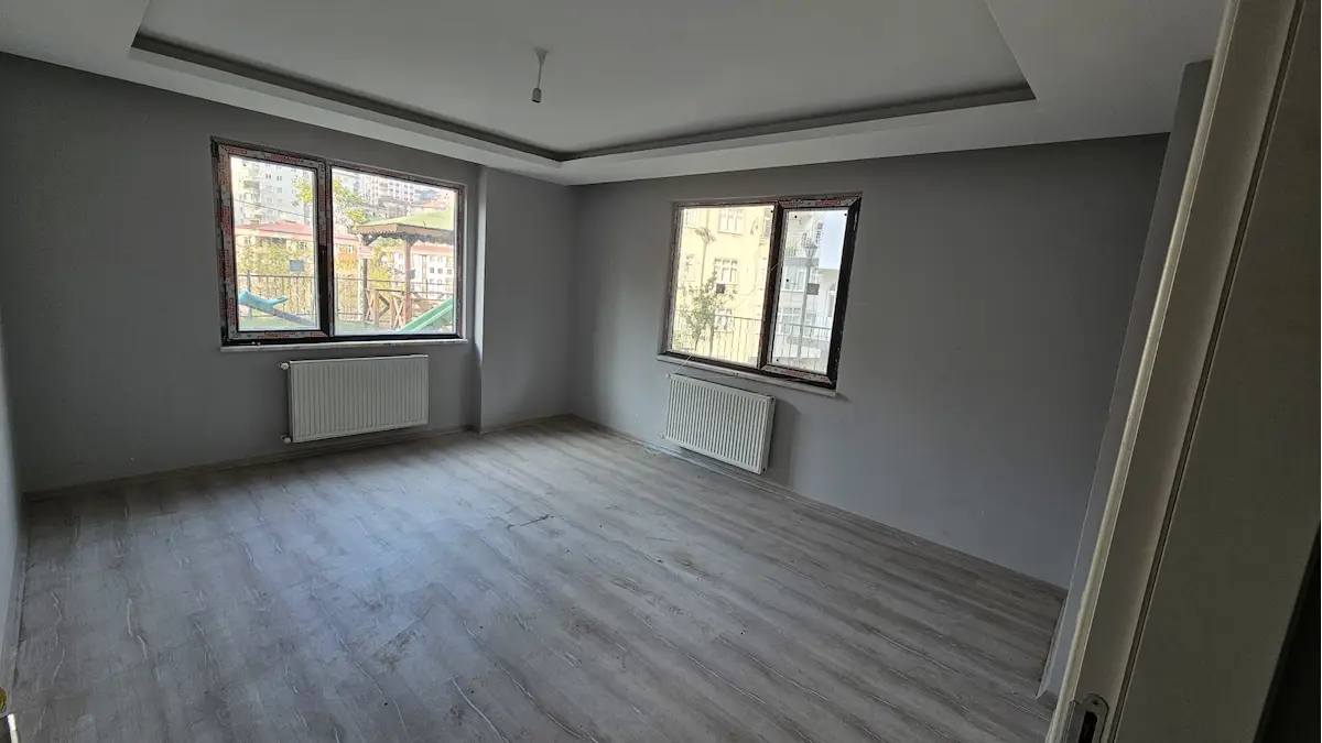 REMAX ORIONDAN ŞEHIR MERKEZINDE SIFIR SATILIK 2+1
