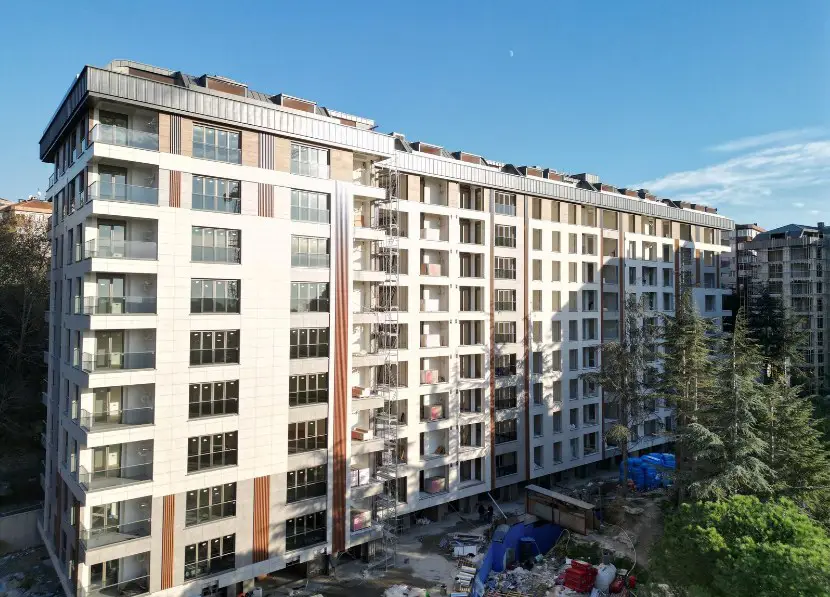 KOŞUYOLU VALİDEBAĞ SİTESİ'NDE GENİŞ SATILIK 3+1... HESNA YILMAZ