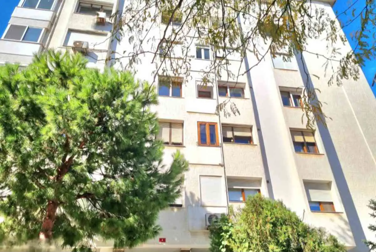 BOSTANCI SAHILYOLU DENIZ MANZARALI GENIŞ BALKONLU KIRALIK DAIRE