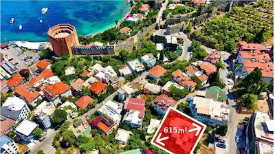 ALANYA KALE BÖLGESİNDE SATILIK KOMPLE BİNA VE ARSASI