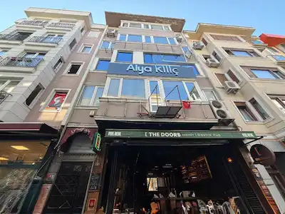 CAFERAĞA'NIN EN DEĞERLİ LOKASYONUNDA 120 M² KİRALIK OFİS