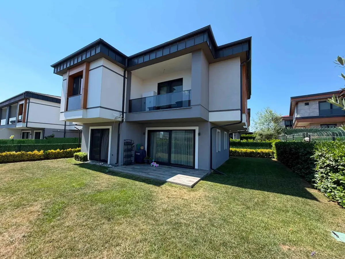 KERİM UÇUK-REMAX HANE 2-SELIMPAŞA INCOUNTRY 2-SATILIK VİLLA