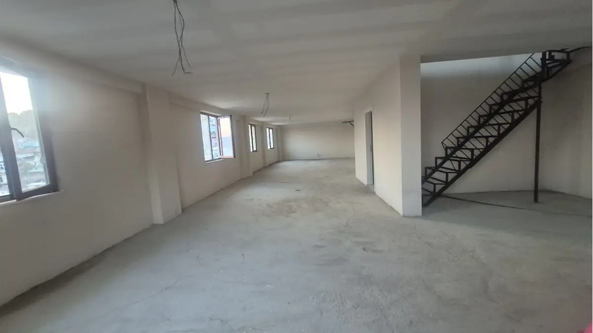 İZMİT ERENLER TOPÇULARDA GENİŞ DÜKKAN KİRALIK