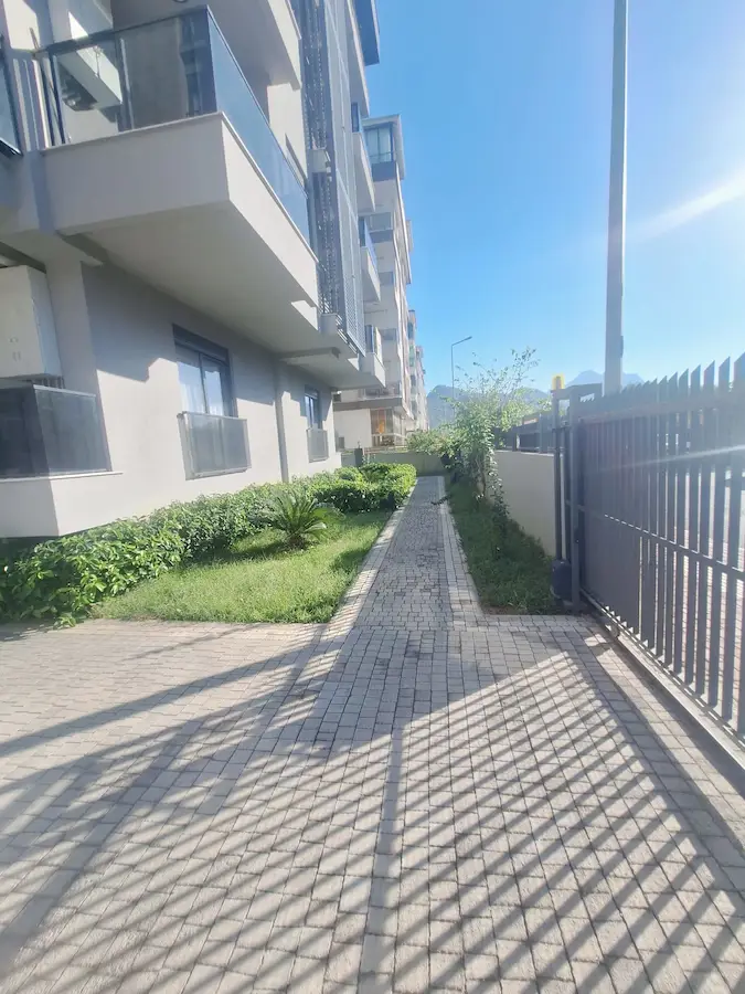 KONYAALTI HURMA MAHALLESİ’NDE PRESTİJLİ 2+1 KİRALIK DAİRE