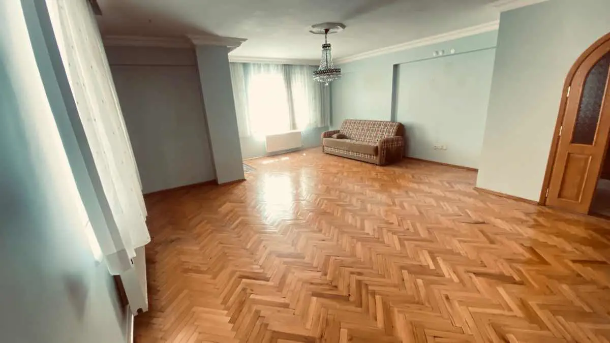MALTEPE ALTINTEPE’DE GÜNEY CEPHE 3+1 | 2 BANYOLU | BALKONLU | BOŞ KİRALIK DAİRE