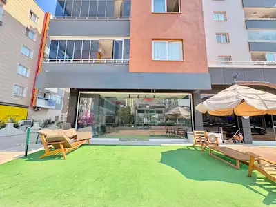 REMAX RİNA'DAN SAYAPARK CİVARI ANAYOLA SIFIR İŞYERİ