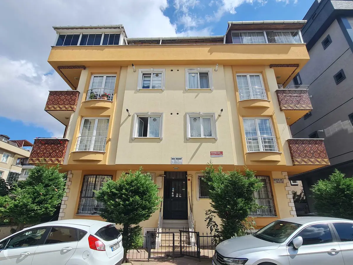 YEDITEPE ÜNI.'NE 800MT! KULLANIŞLI, AYDINLIK & FERAH 2+1 DAIRE %