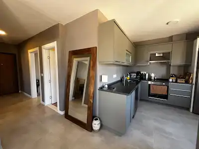 AYVALIK SAHILKENTTE ŞIRINKENTE KOMŞU SITE IÇERISINDE 3+1 SATILIK DAİRE