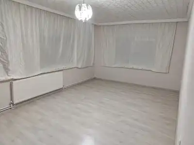 REMAX MODEL DEN AFYONKARAHİSAR YEŞİLYURT MAHALLESİNDE 3+1 MÜSTAKİL SATILIK EV