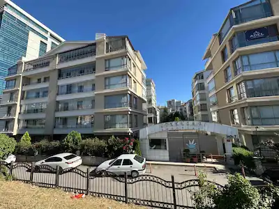 GÖKKUŞAĞI KONUTLARI 3+1 K.OTOPARK 125 M2 FIRSAT DAİRE !!