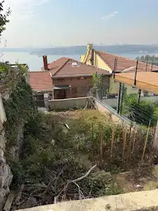 BEYKOZ YALIKÖY'DE BOĞAZ MANZARALI SATILIK ARSA